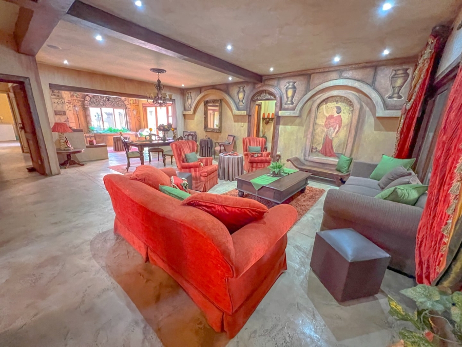 5 Bedroom Property for Sale in Maraldi Estate Free State